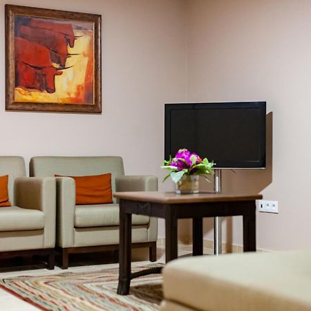 פראייה Pestana Tropico Ocean & City Hotel מראה חיצוני תמונה
