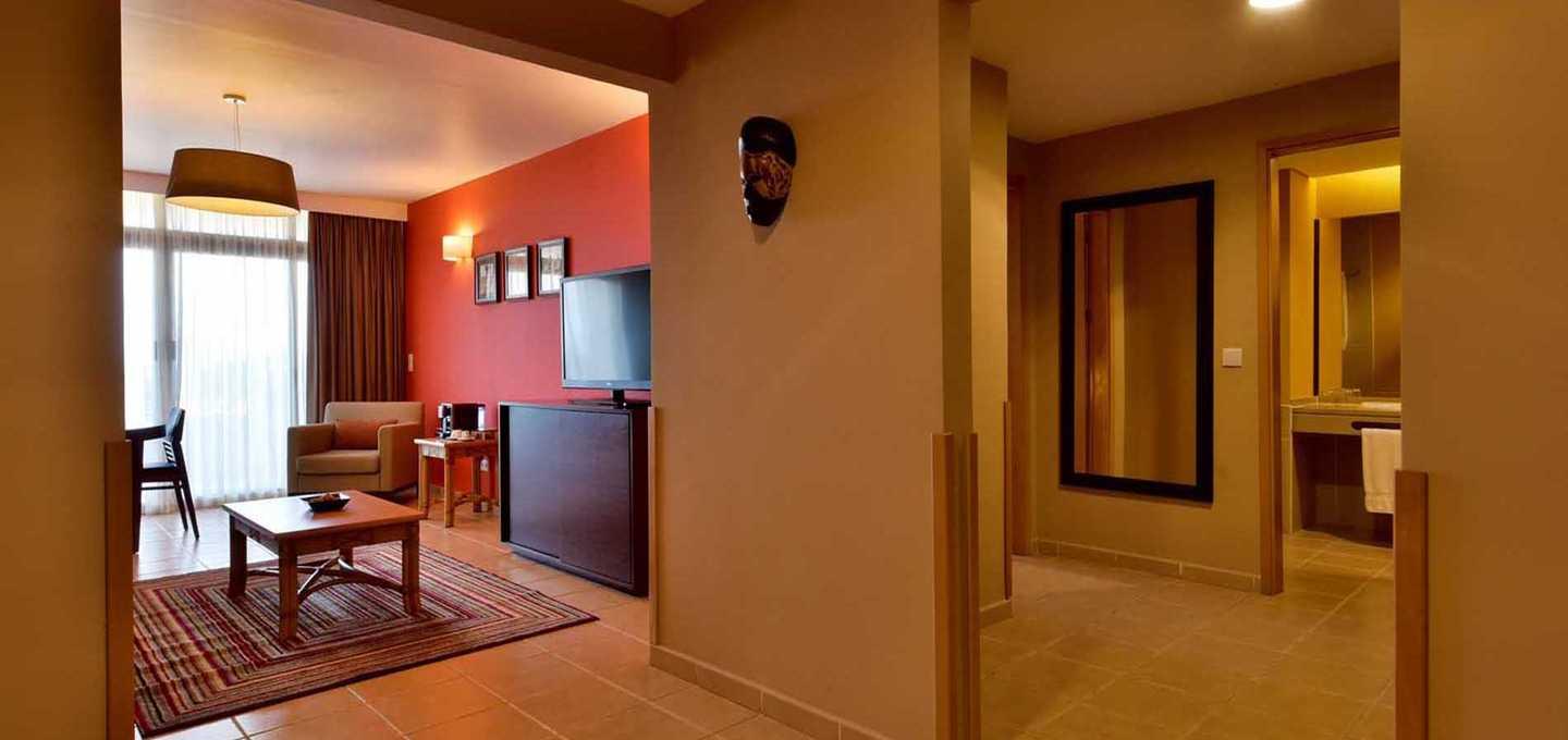 פראייה Pestana Tropico Ocean & City Hotel מראה חיצוני תמונה