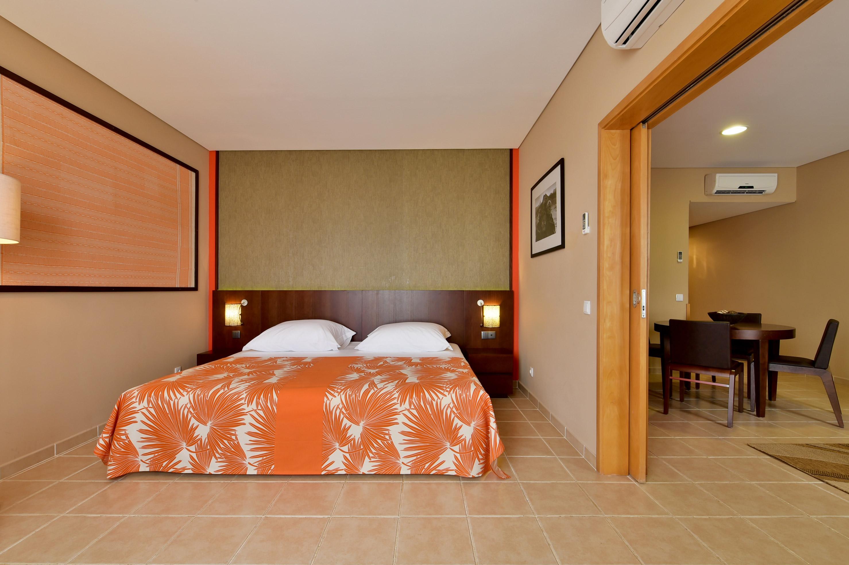 פראייה Pestana Tropico Ocean & City Hotel מראה חיצוני תמונה