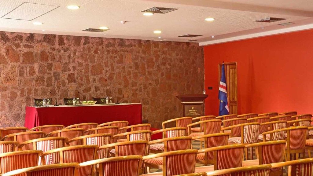 פראייה Pestana Tropico Ocean & City Hotel מראה חיצוני תמונה