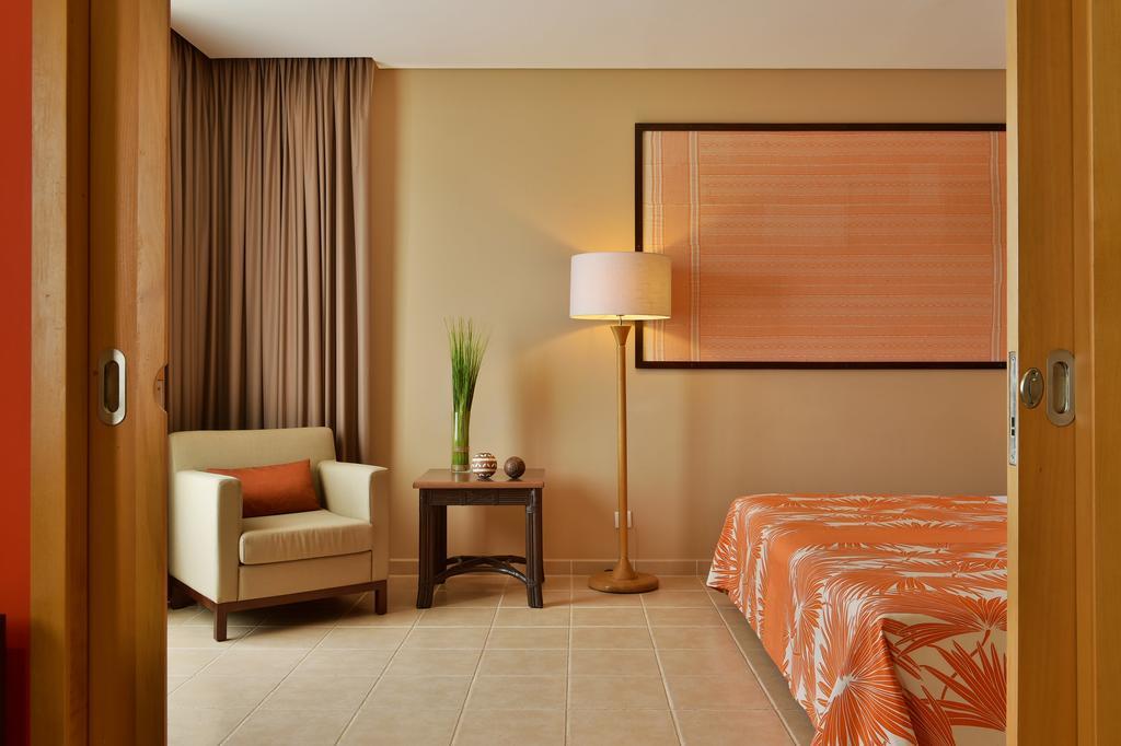 פראייה Pestana Tropico Ocean & City Hotel מראה חיצוני תמונה