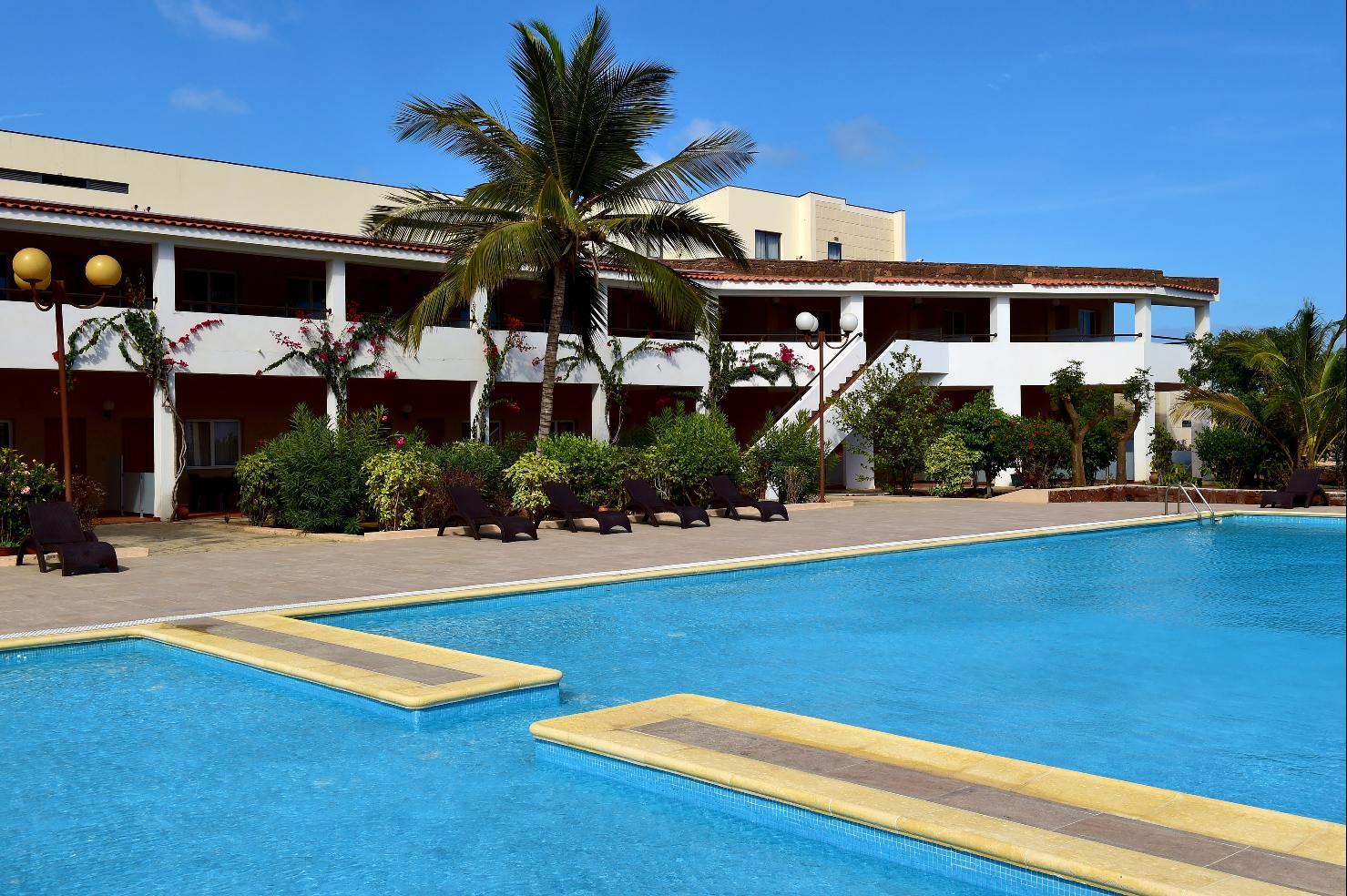 פראייה Pestana Tropico Ocean & City Hotel מראה חיצוני תמונה
