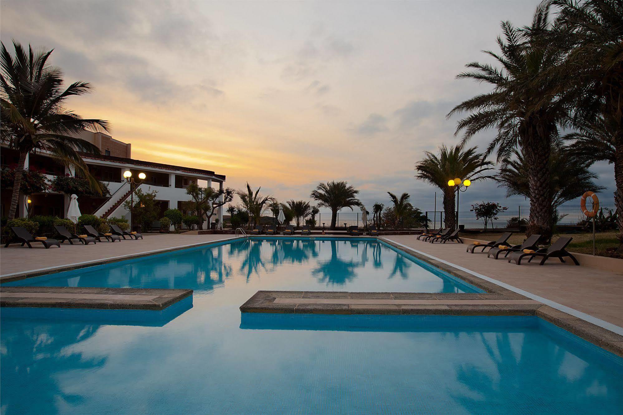 פראייה Pestana Tropico Ocean & City Hotel מראה חיצוני תמונה
